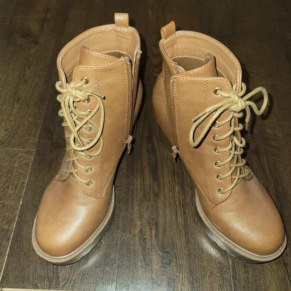 Top Moda Heel Boots - Picture 4 of 4